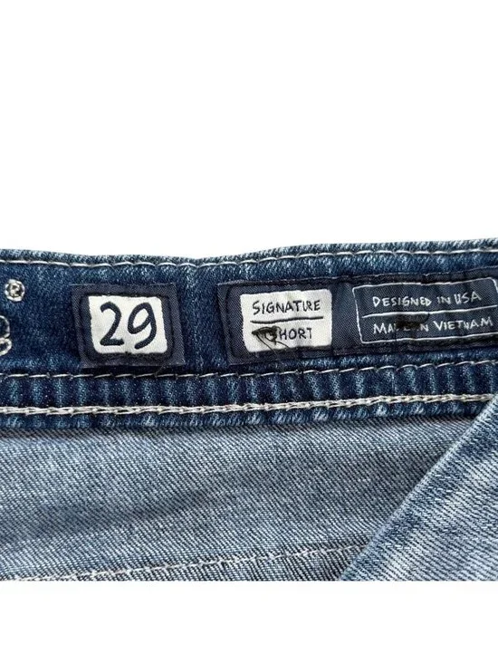 Miss Me Womens Size 29 Signature Short Distressed Denim With Lace Accents USA - Picture 3 of 9